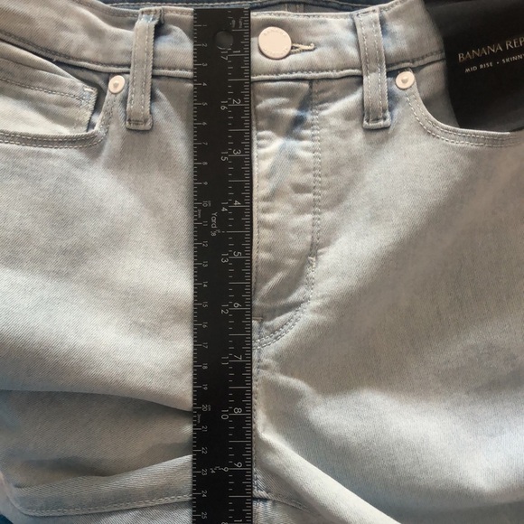 BANANA Republic Women’s Premium Denim Mid Rise Skinny Raw Hem Ankle Jeans Sz 27 - Picture 8 of 8